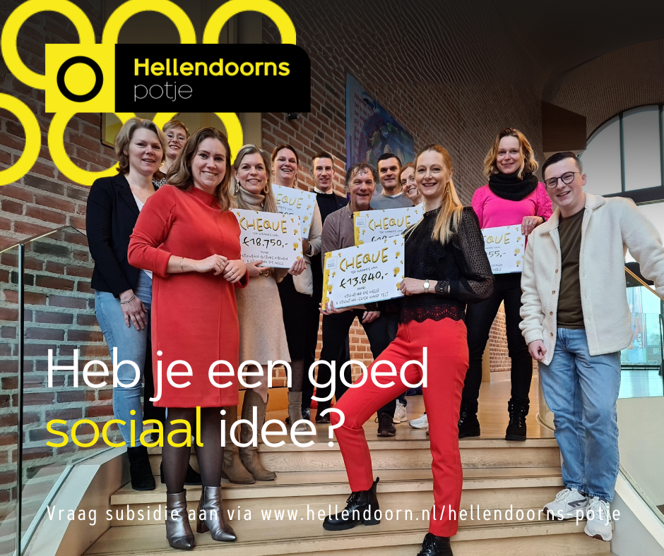 Uitreiking van cheques voor het Hellendoorns Potje