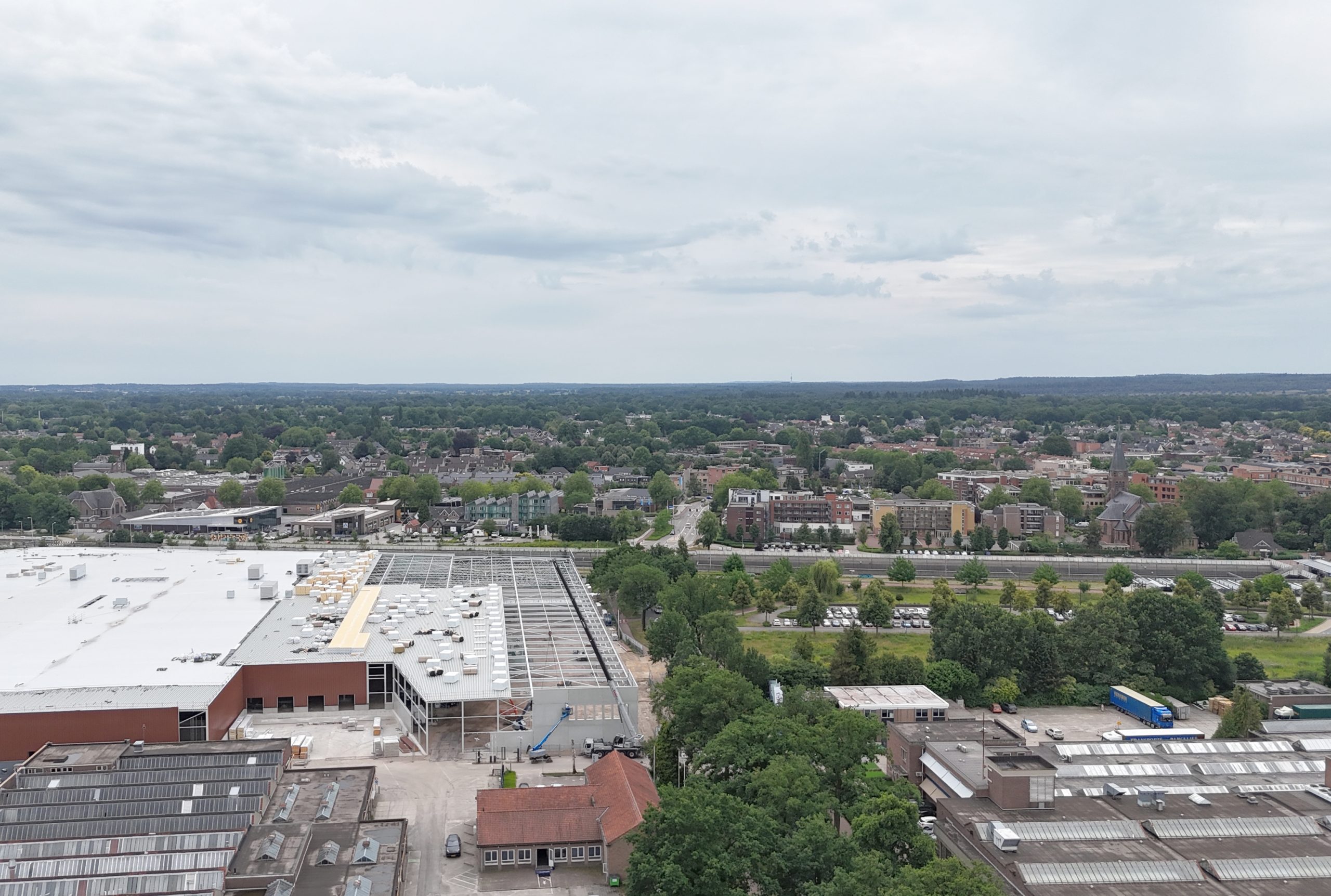 Vanuit de lucht: nieuwbouw TenCate krijgt steeds meer vorm